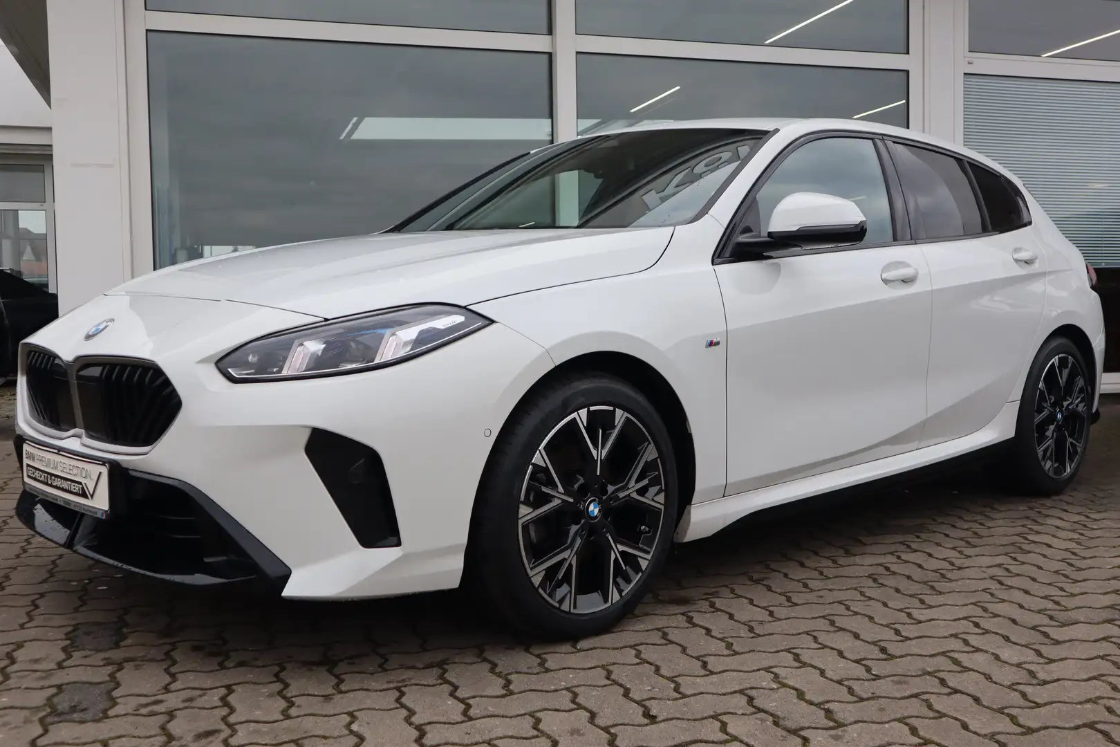 BMW 118 d Hatch M-Sport/DAB/Komfortzg/Shz/Sportsitze Weiß - 1