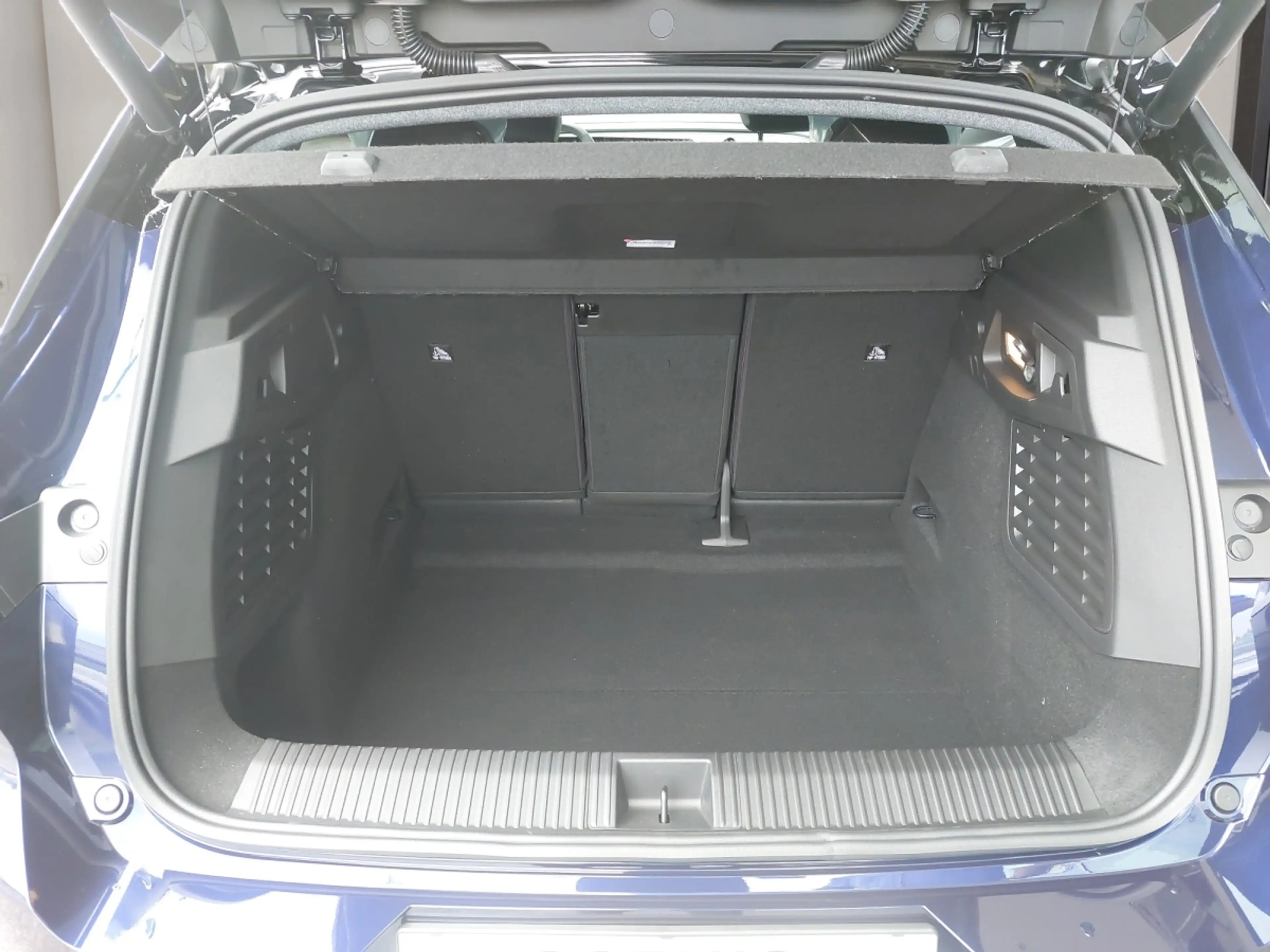 Renault Scenic E-TECH ELECTRIC Techno 220 PS long range — photo 12