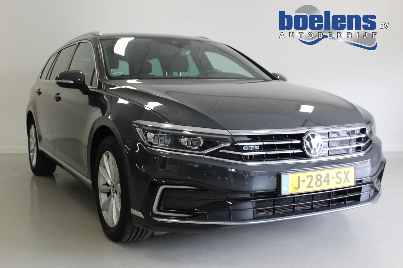 Volkswagen Passat Variant 1.4 TSI PHEV GTE Business | AFN-TRHAAK | CAMERA | Grigio - 1