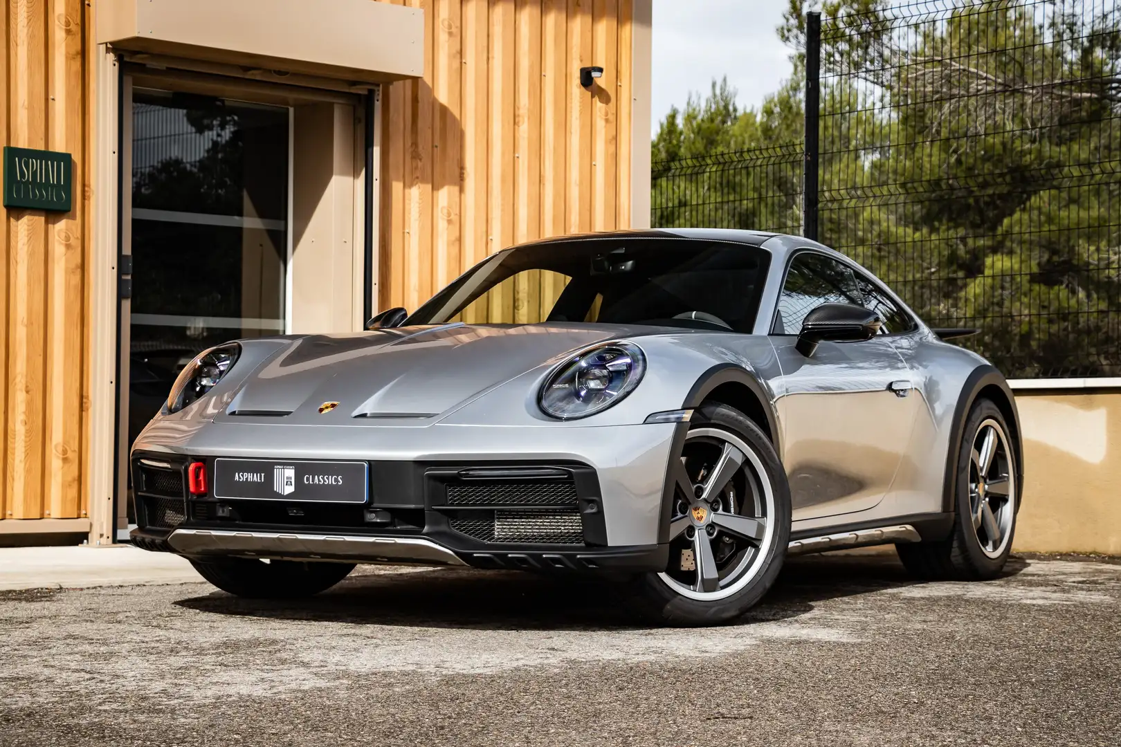 PORSCHE 911