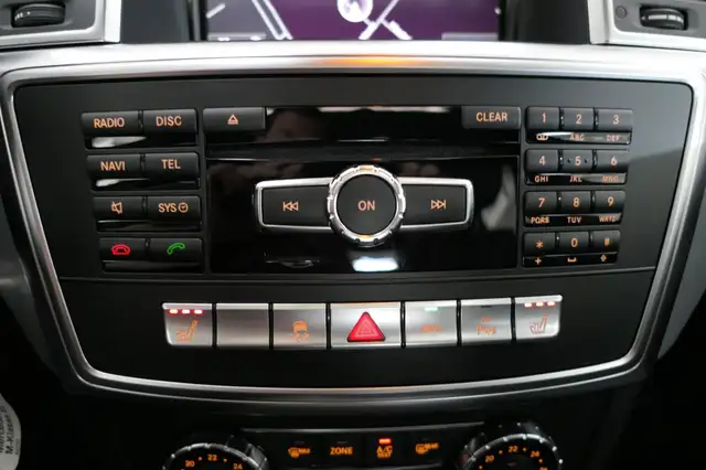 Mercedes-Benz M-Class view 12
