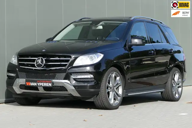 2012 Mercedes-Benz M-Class in Black for sale