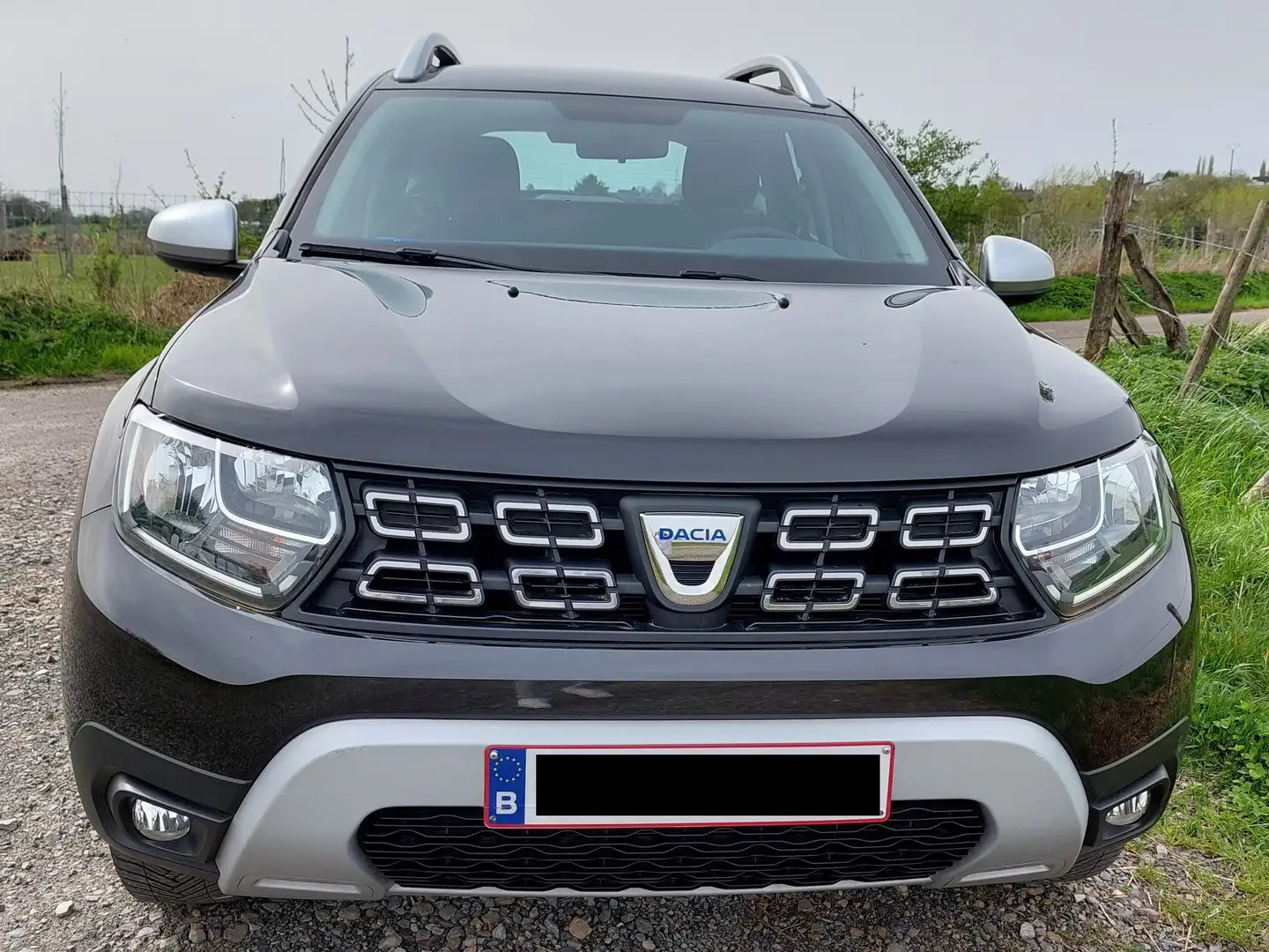 Dacia Duster 1.0 TCe Liberty (EU6d-TEMP) Zwart - 2