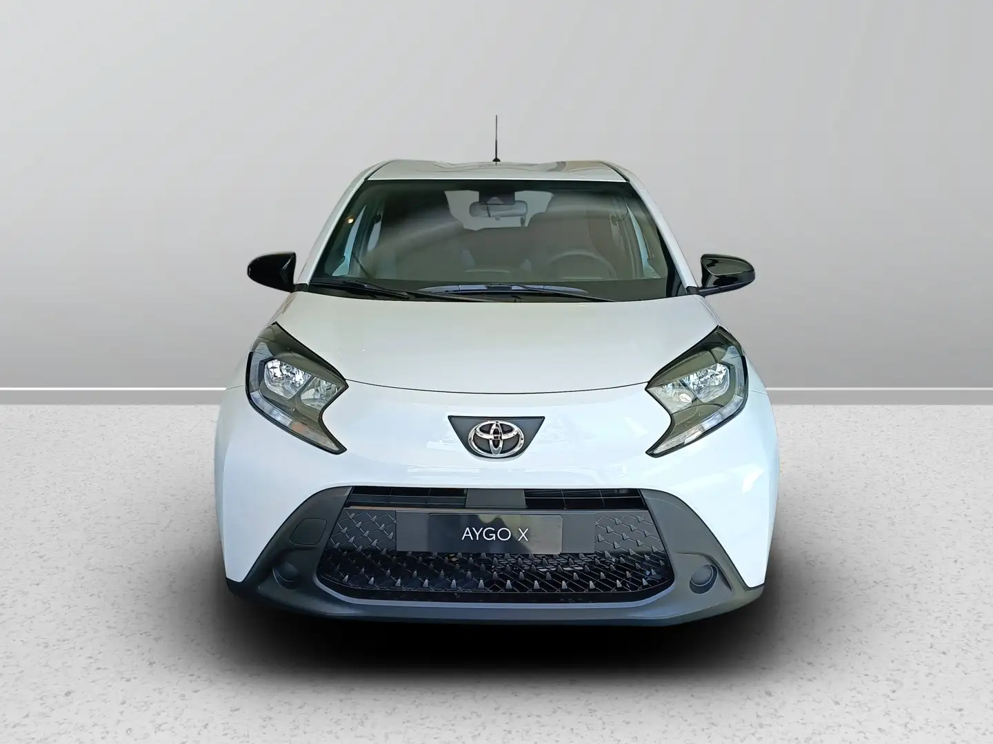 Toyota Aygo X 10B MT ACTIVE MY24 Bianco - 2