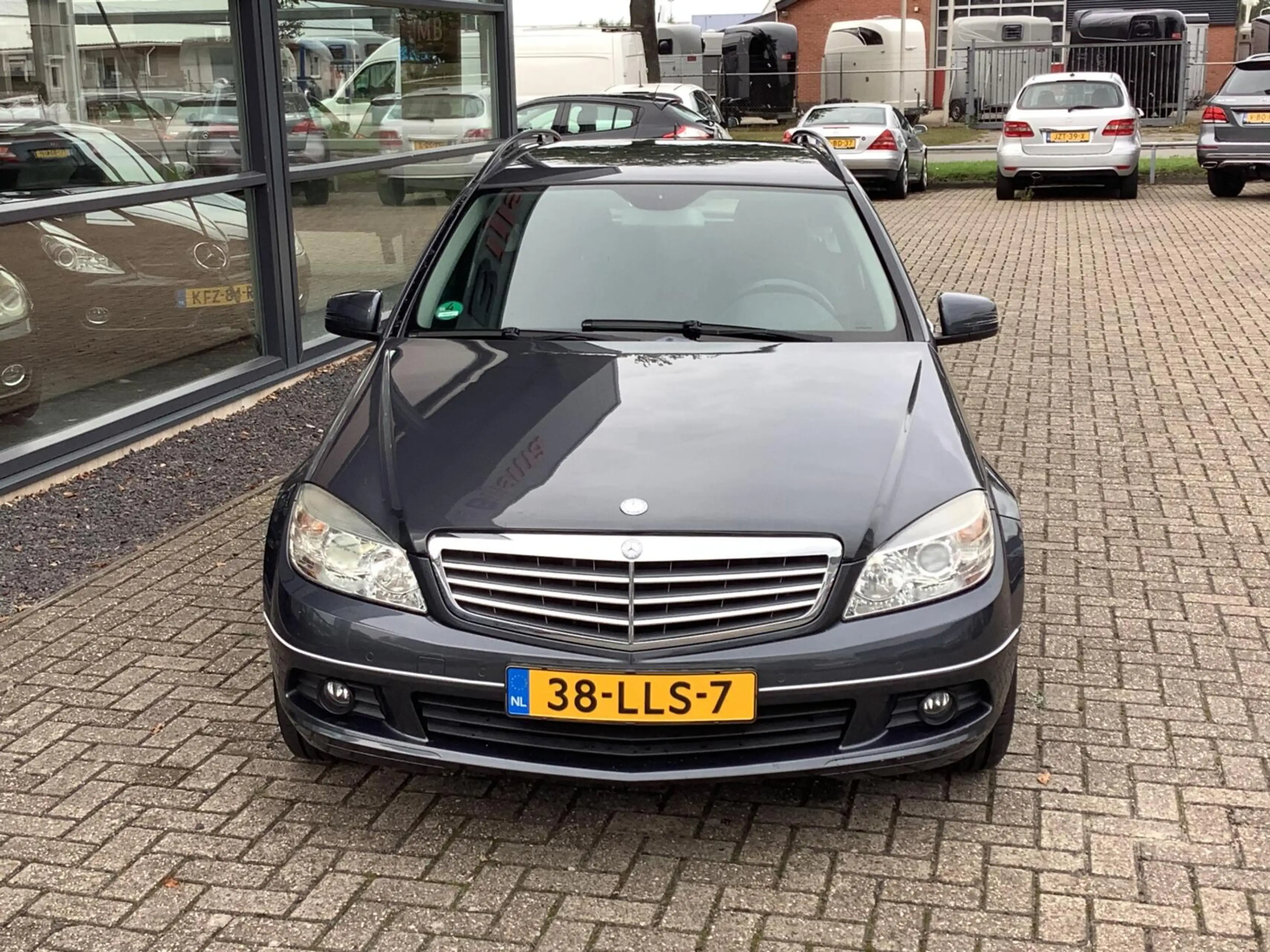 Mercedes-Benz C 180 Estate K BlueEFFICIENCY Business Edition Elegance — photo 3