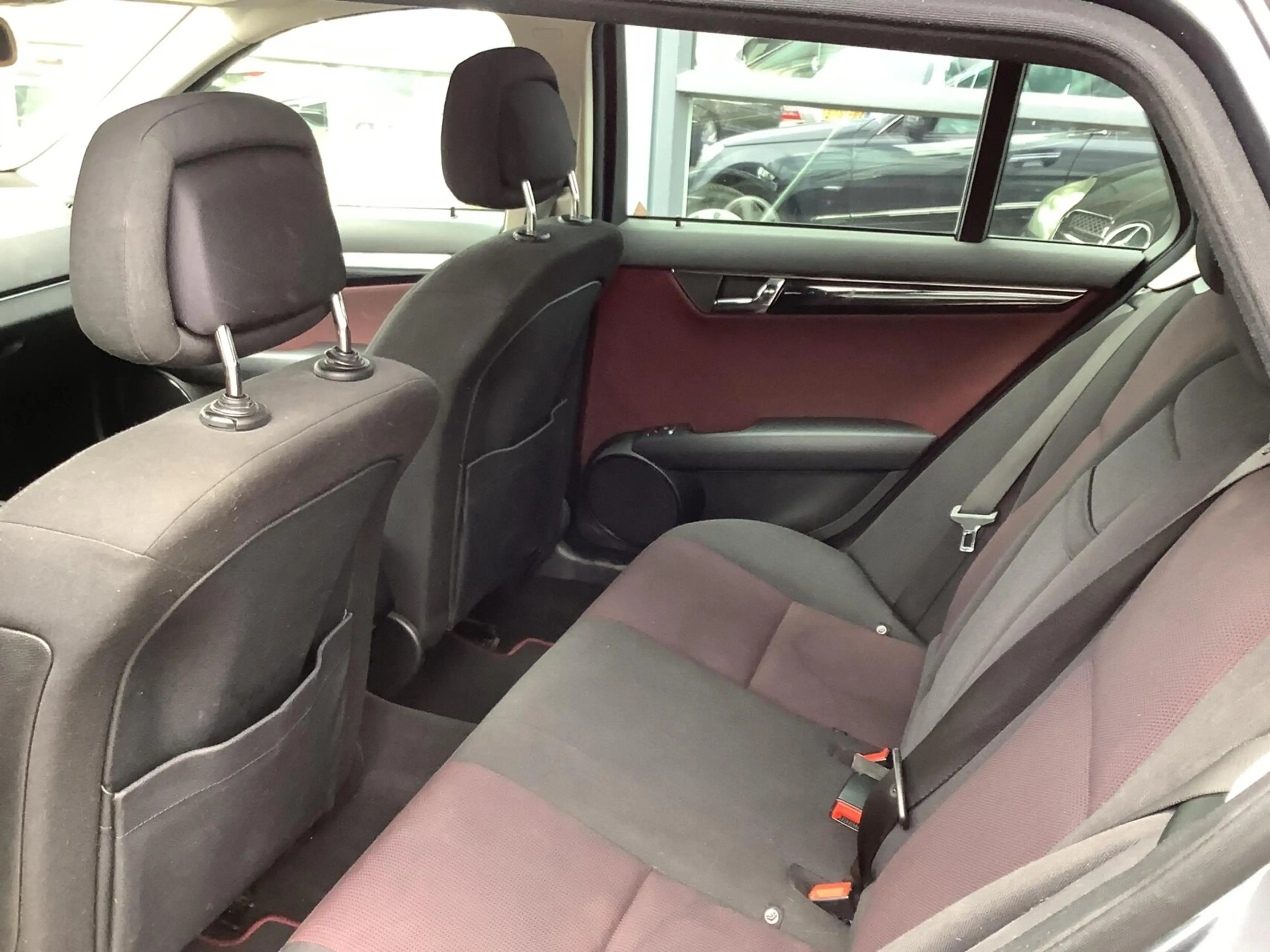 Mercedes-Benz C 180 Estate K BlueEFFICIENCY Business Edition Elegance — photo 13