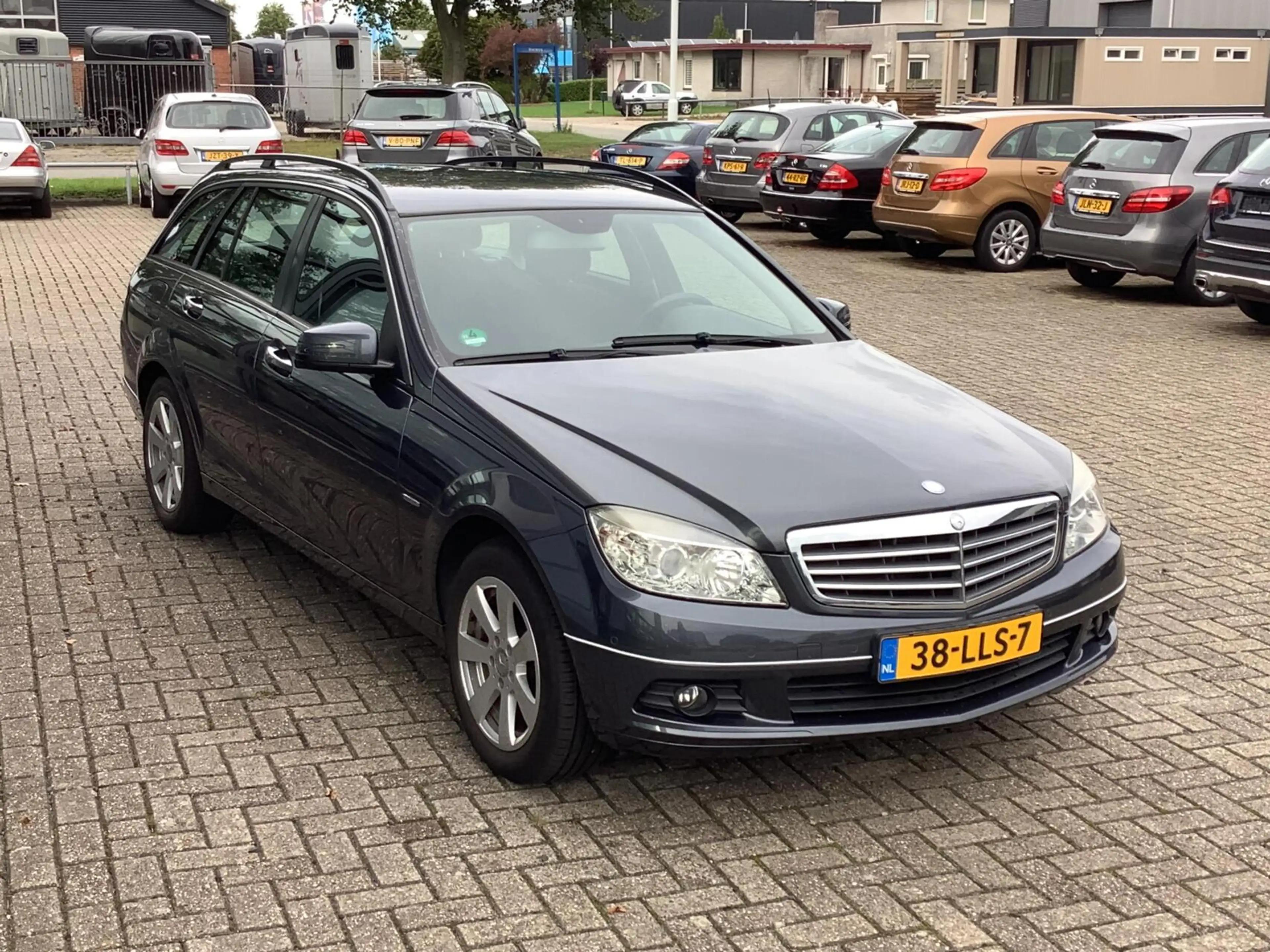Mercedes-Benz C 180 Estate K BlueEFFICIENCY Business Edition Elegance — photo 4