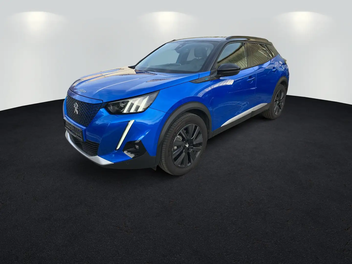 Peugeot 2008 e-136 GT Pack ACC+Panorama+Navi+Kamera Blau - 2
