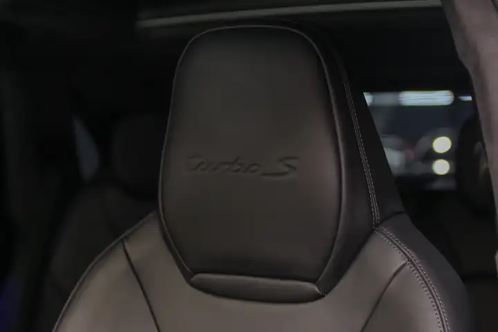 Porsche Cayenne Coupé Turbo S E-Hybrid 4.0 2021, foto 26