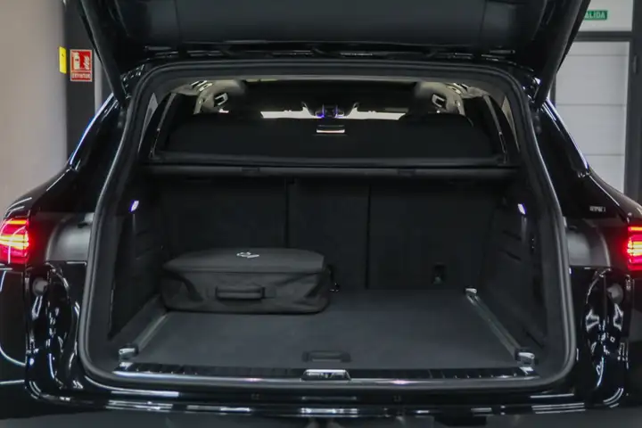 Porsche Cayenne Coupé Turbo S E-Hybrid 4.0 2021, foto 12