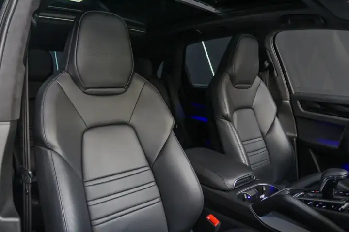 Porsche Cayenne Coupé Turbo S E-Hybrid 4.0 2021, foto 23