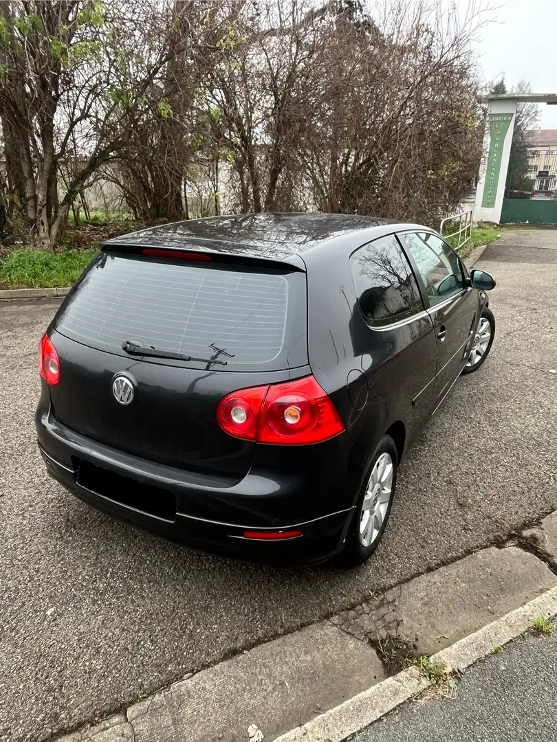Volkswagen Golf 1.6 16S FSI Carat - 2