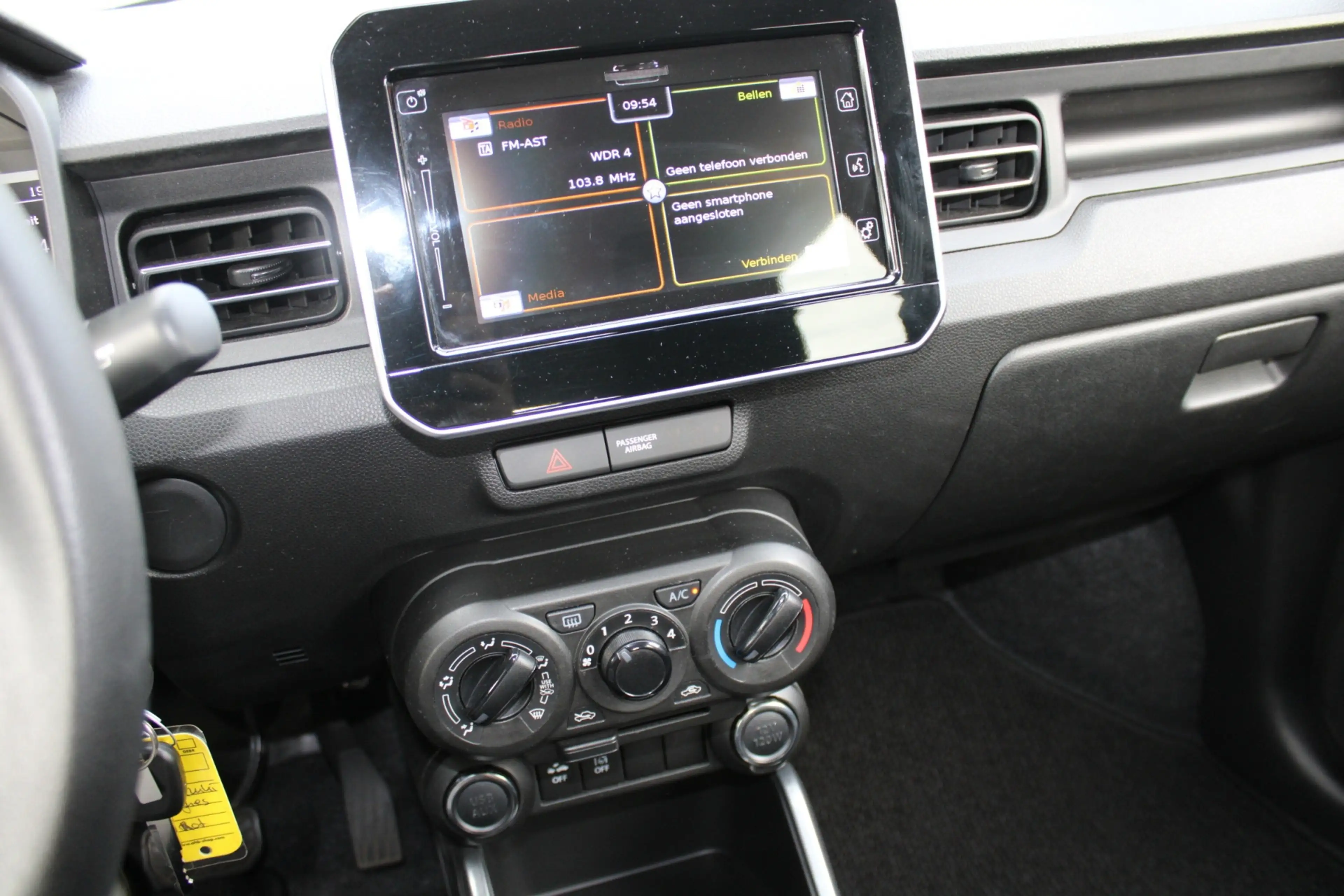 Suzuki Ignis 1.2 Smart Hybrid Select — photo 8