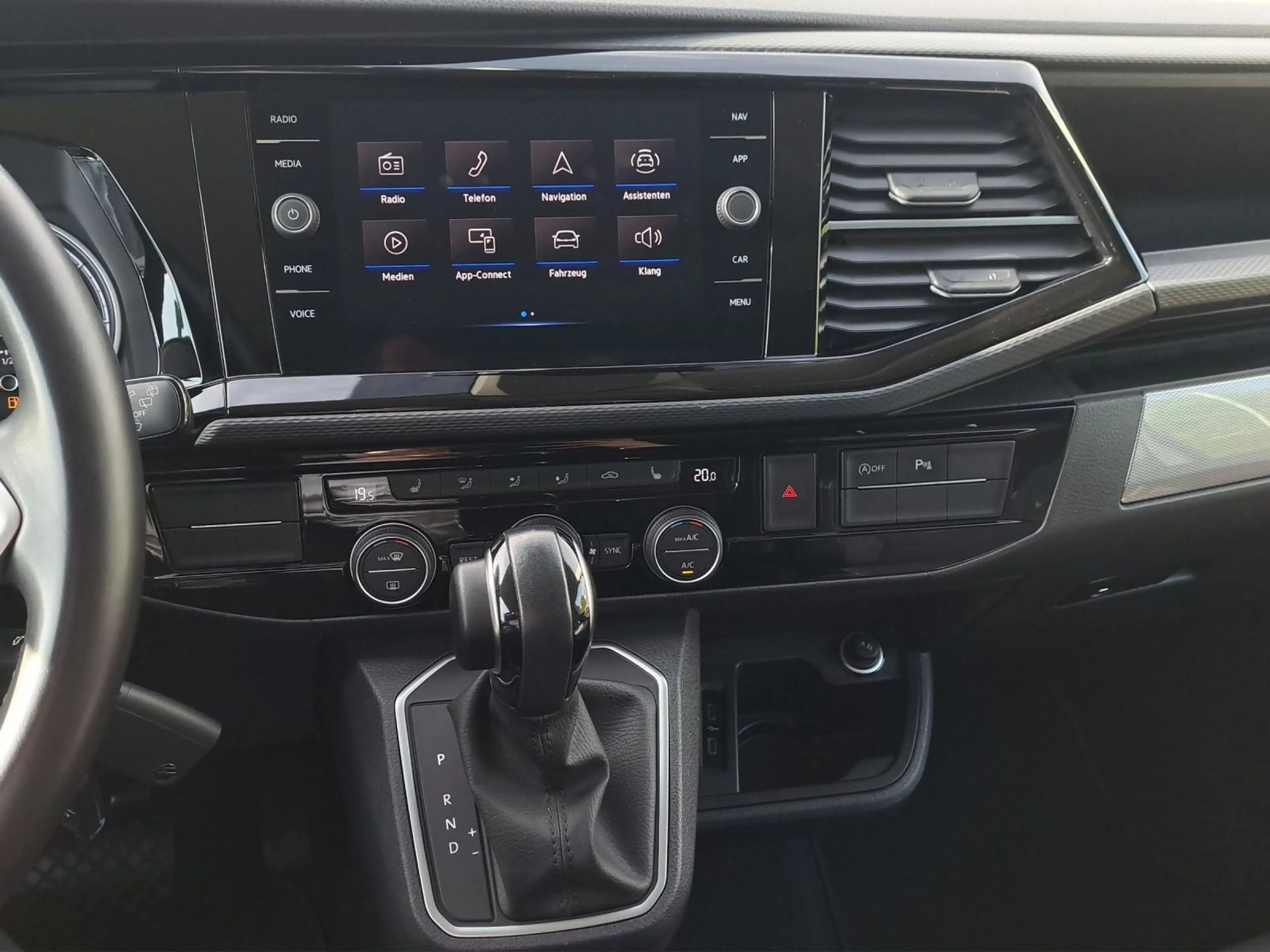 Volkswagen T6.1 Multivan Comfortline 2.0 TDI ACC|NAVI|STAND — photo 6
