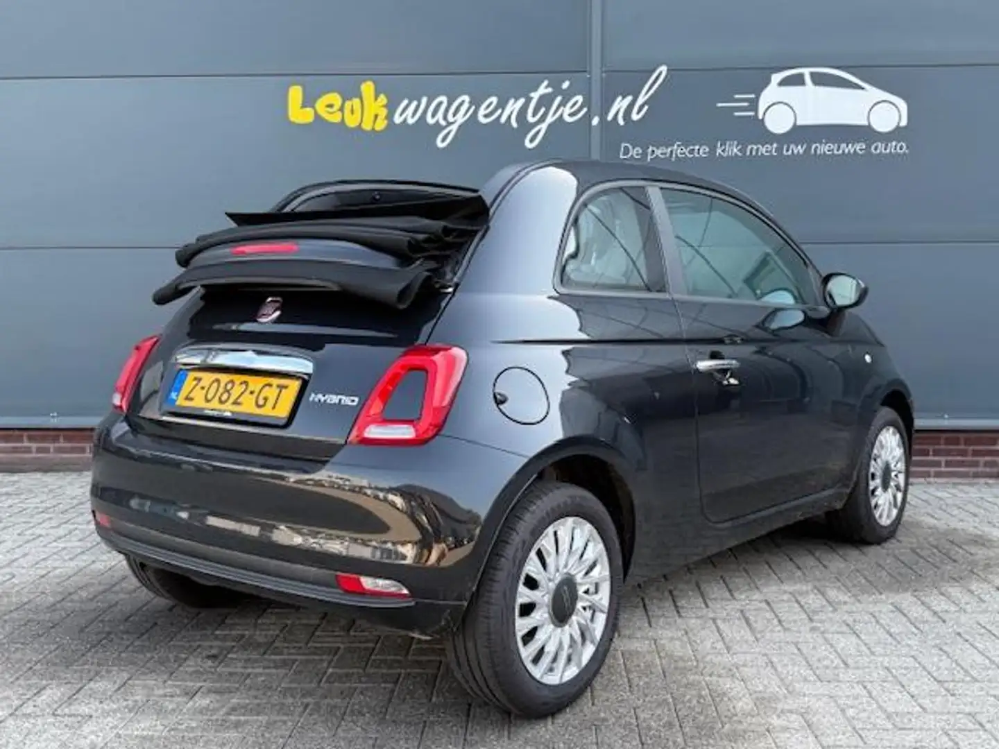 Fiat 500C 1.0 Hybrid Urban Cabrio *Nederl. auto *2599 km! Zwart - 2