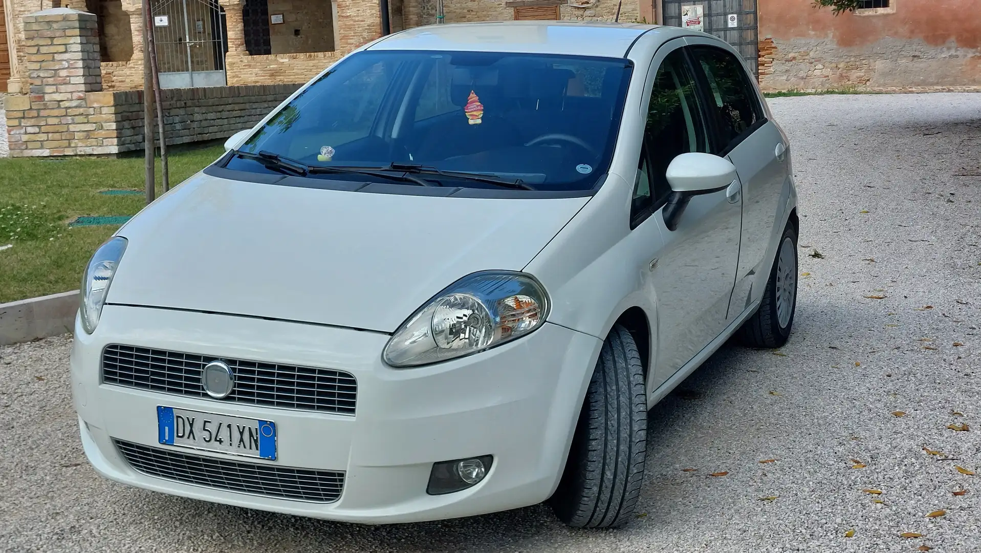 Fiat Grande Punto Grande Punto 5p 1.2 Active  Benzina - Metano Bianco - 1