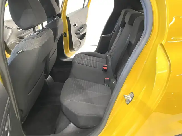 Peugeot 208 view 7