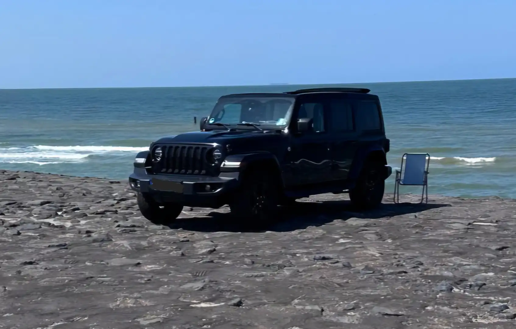 Jeep Wrangler Sahara UNLIMITED - 2