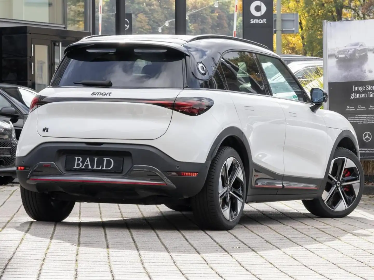 smart #1 Brabus AWD #Panoramadach#360°Cam#HUD#Memory Weiß - 2