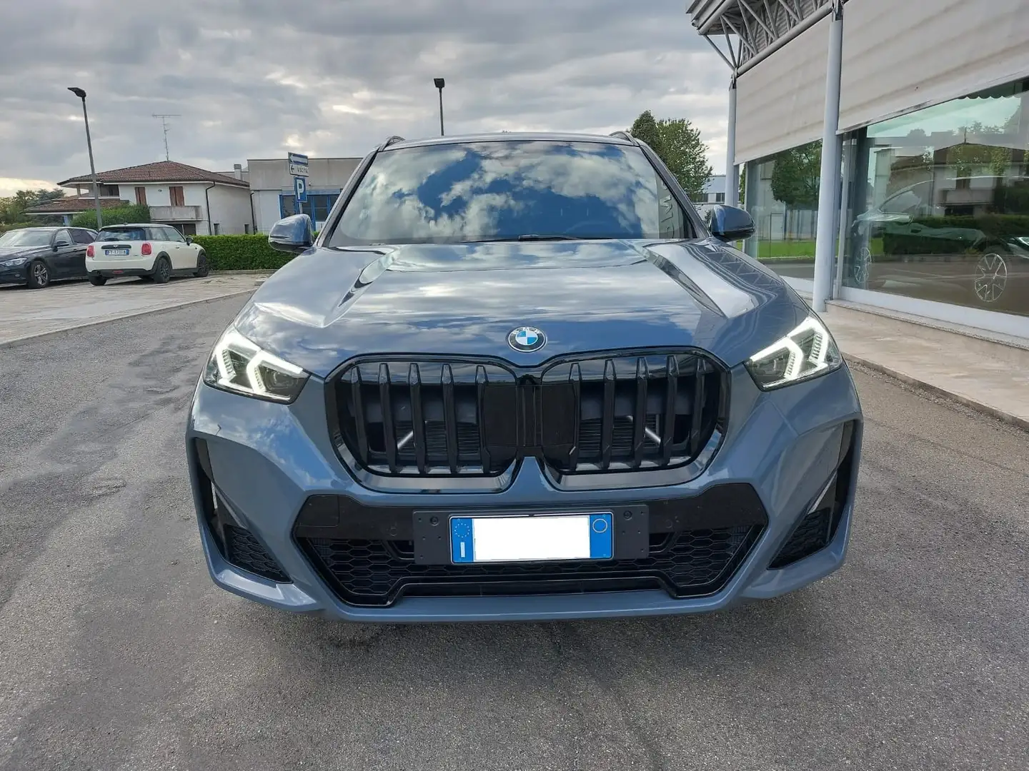 BMW X1 X1 U11 sdrive18i MSport auto Grigio - 2