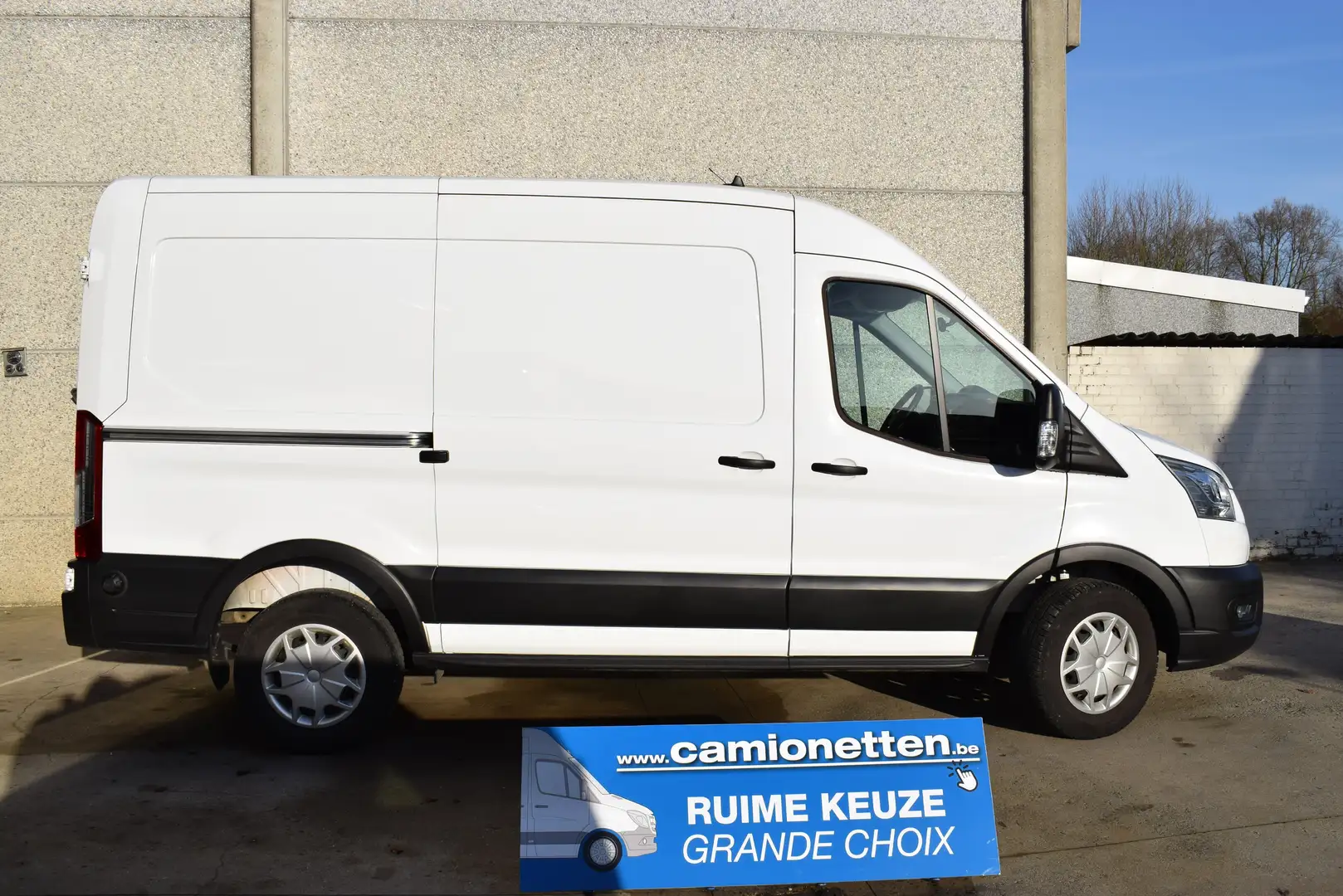 Ford Transit L2H2 350M*TREND*AIRCO*€22562+BTW/TVA Wit - 2