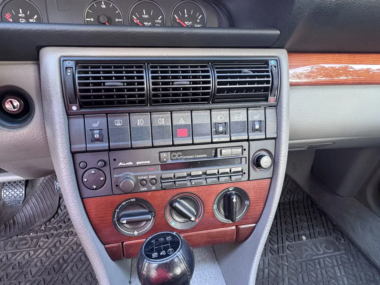 Audi 100 quattro, foto 8