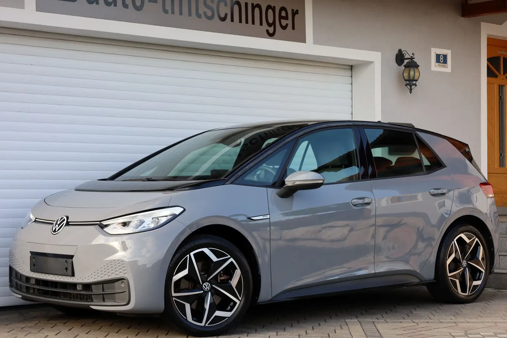 Volkswagen ID.3 ID. 3 PRO 62kWh *19"-LED-NAVI-APP-CONNECT-CCS* Grau - 1