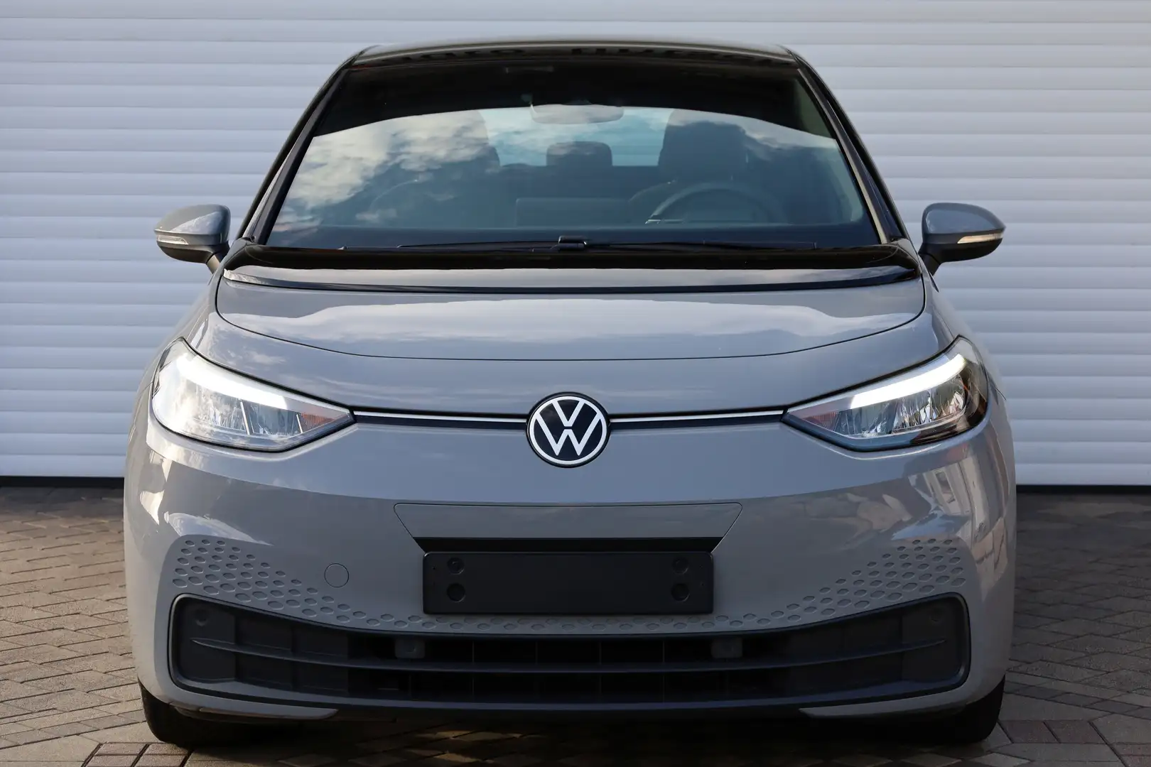 Volkswagen ID.3 ID. 3 PRO 62kWh *19"-LED-NAVI-APP-CONNECT-CCS* Grau - 2