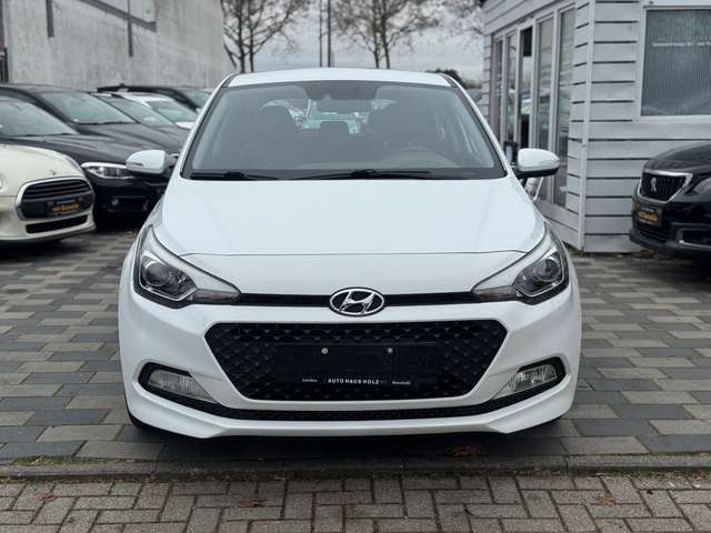 Hyundai i20 Automatik/LED/Scheckheft/1Hand