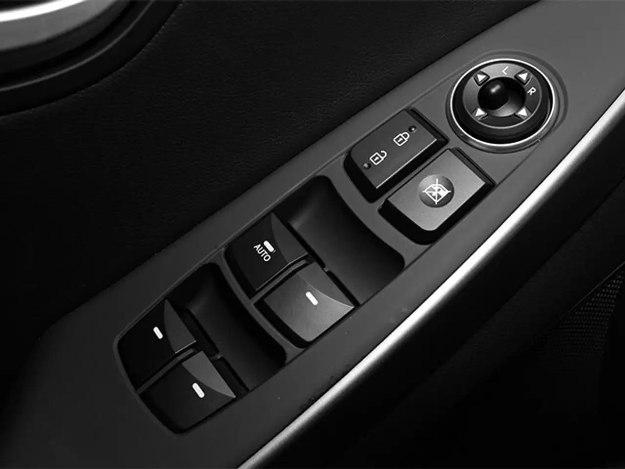 Hyundai ELANTRA fotografie Hyundai ELANTRA