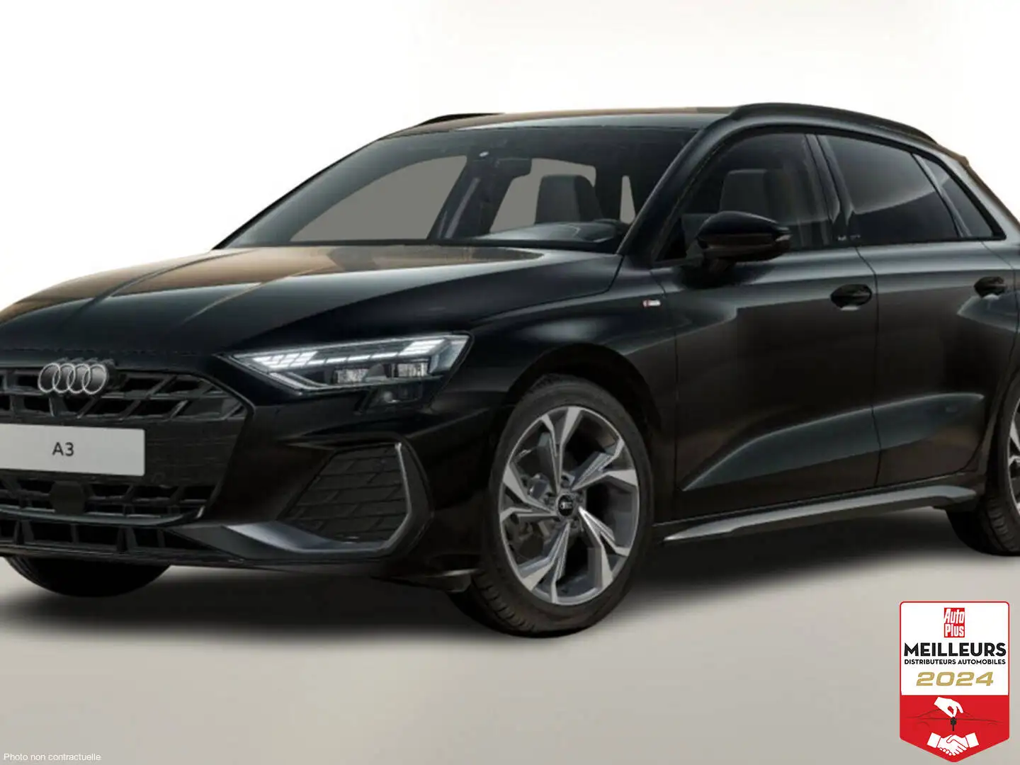 Audi A3 30 TFSI 116 S tronic 7 S line Noir - 1