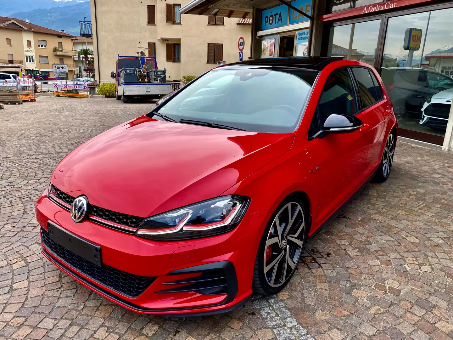 Volkswagen Golf GTI 5p 2.0 Performance 245cv dsg HONEY TETTO DCC Rouge - 1