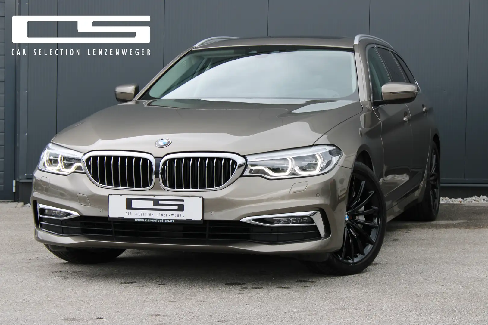 BMW 540 540 i xDrive Luxury Line *BMW Servicegepflegt* Grau - 1