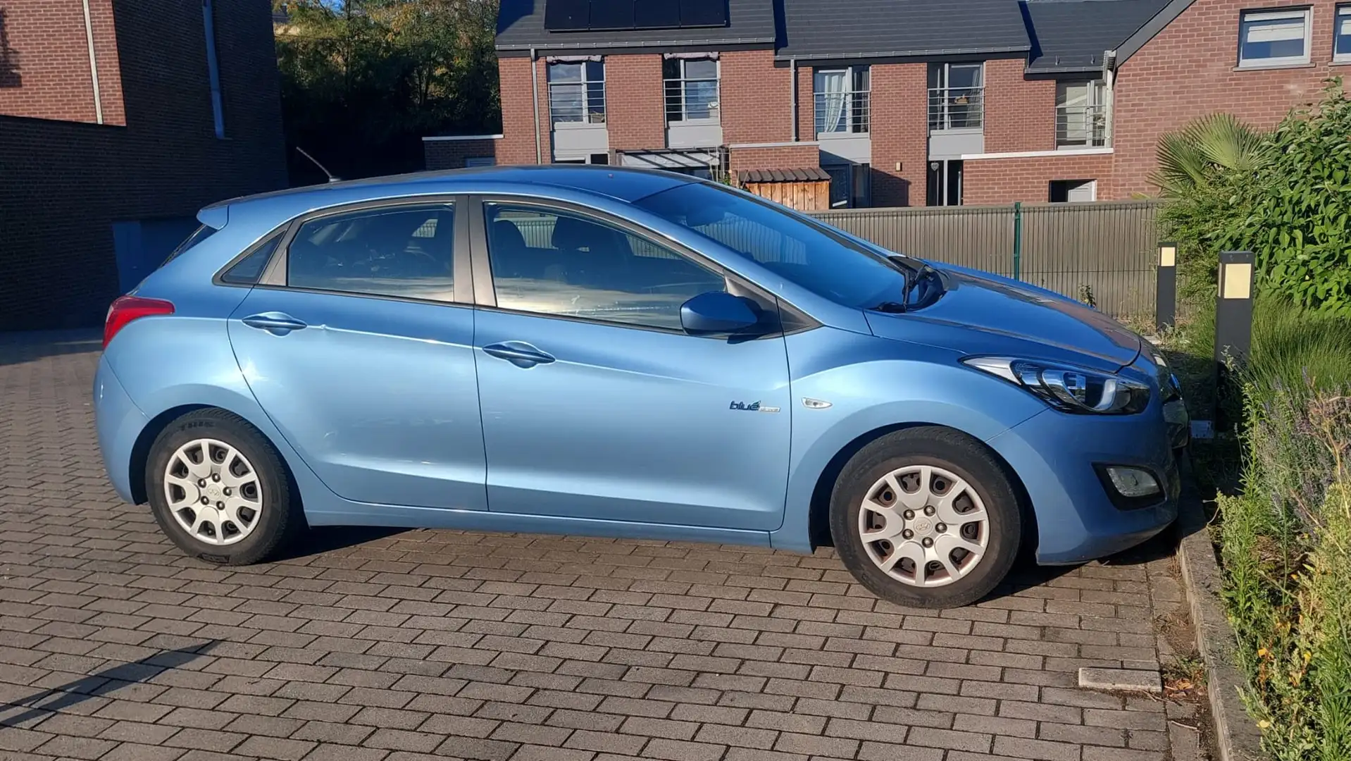 Hyundai i30 i30 1.4i Comfort ISG Albastru - 1