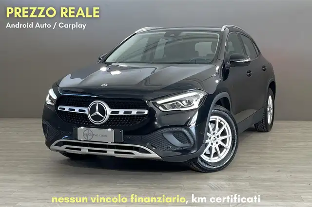 Mercedes-Benz GLA 180 MERCEDES GLA 180 d Automatic Business Extra