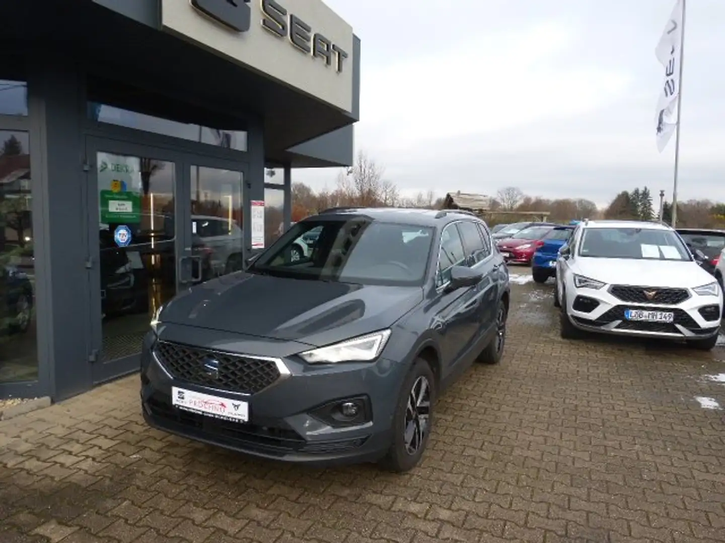 SEAT Tarraco Style Tarraco Style 2.0 TDI 110 kW (150 PS) 6-Gang Grau - 1