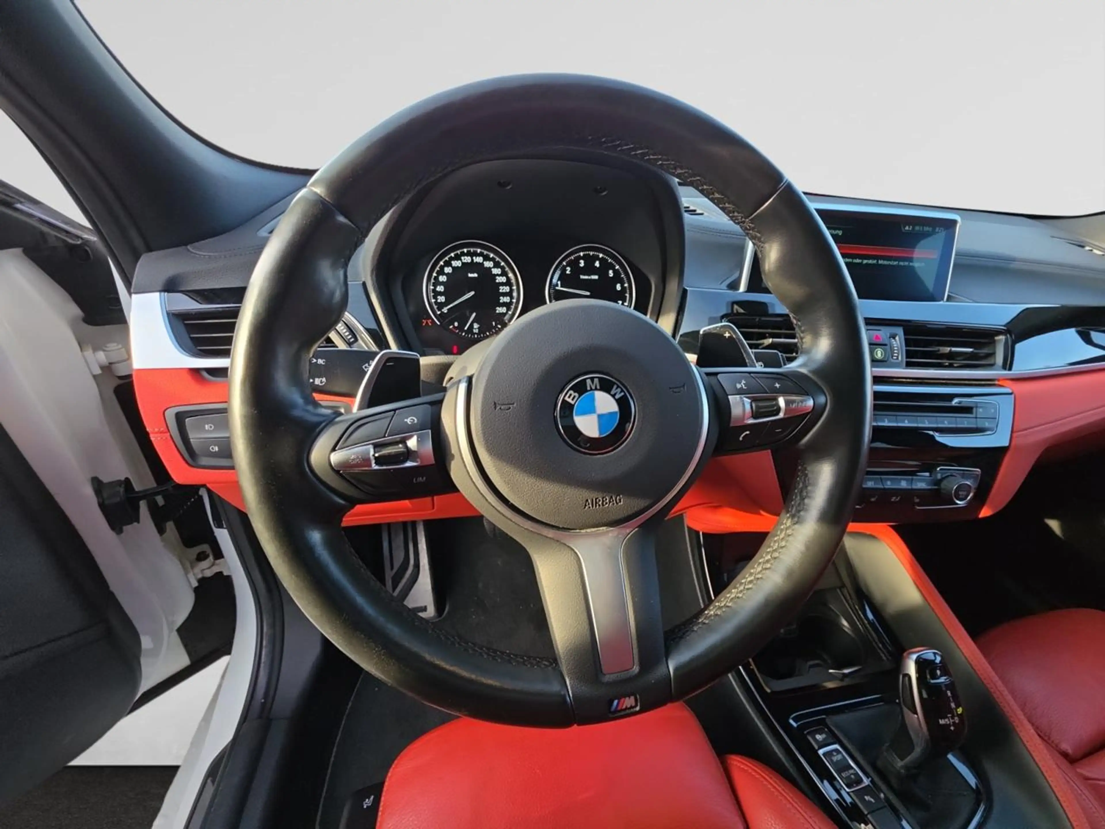 BMW X2 X2 2.0iAS xDrive20 (EU6c) — photo 12