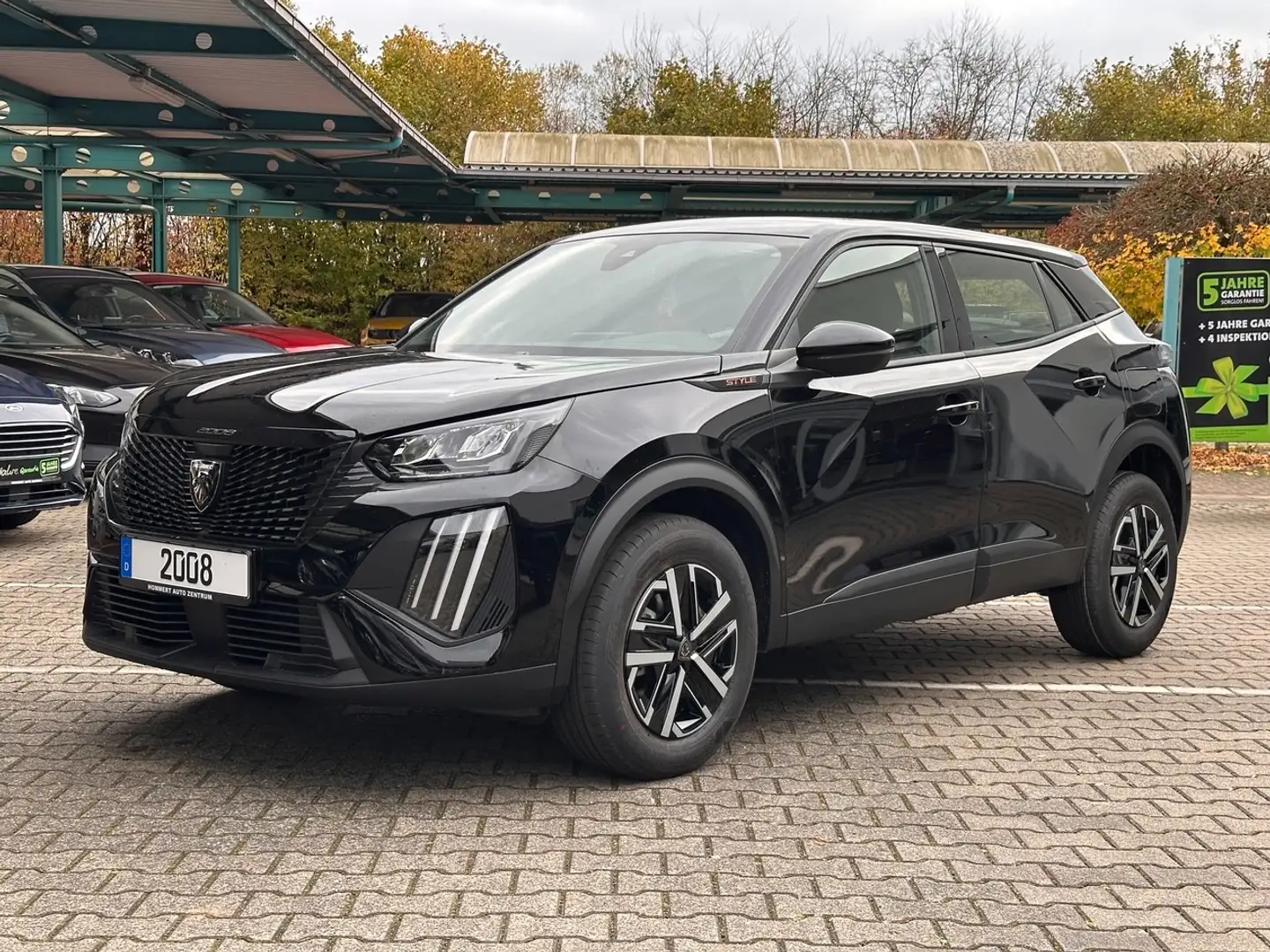 Peugeot 2008 1.2 PureTech Style Klimaautom.*Sitzhz.* Schwarz - 2