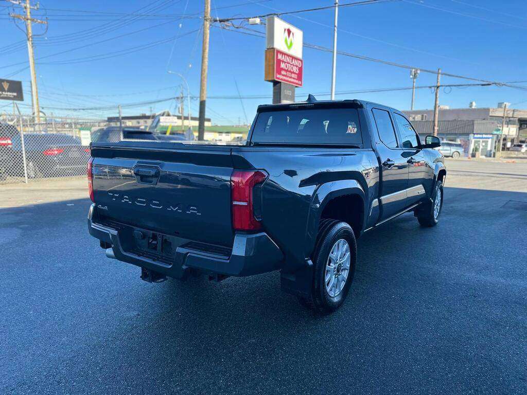 2024 Toyota Tacoma — view 5