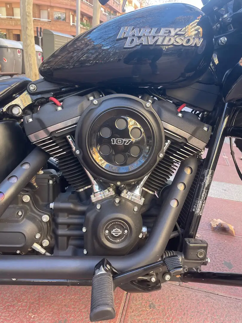 Harley-Davidson Softail Harley-Davidson Softail Street Bob 2019 (fxbb) Чорний - 2