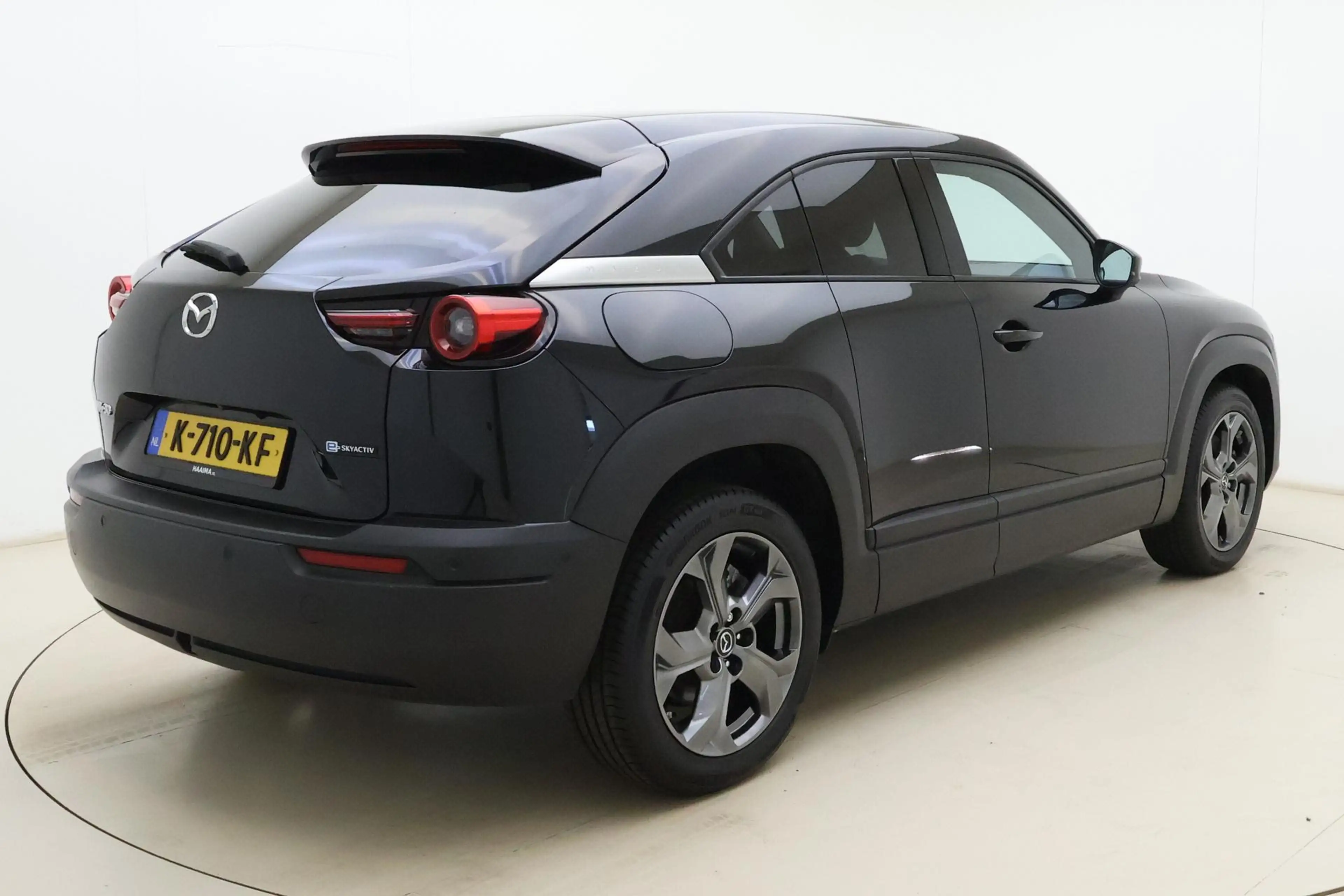Mazda MX-30 e-SkyActiv 145 Luxury 36 kWh | Schuifkanteldak | C — photo 2