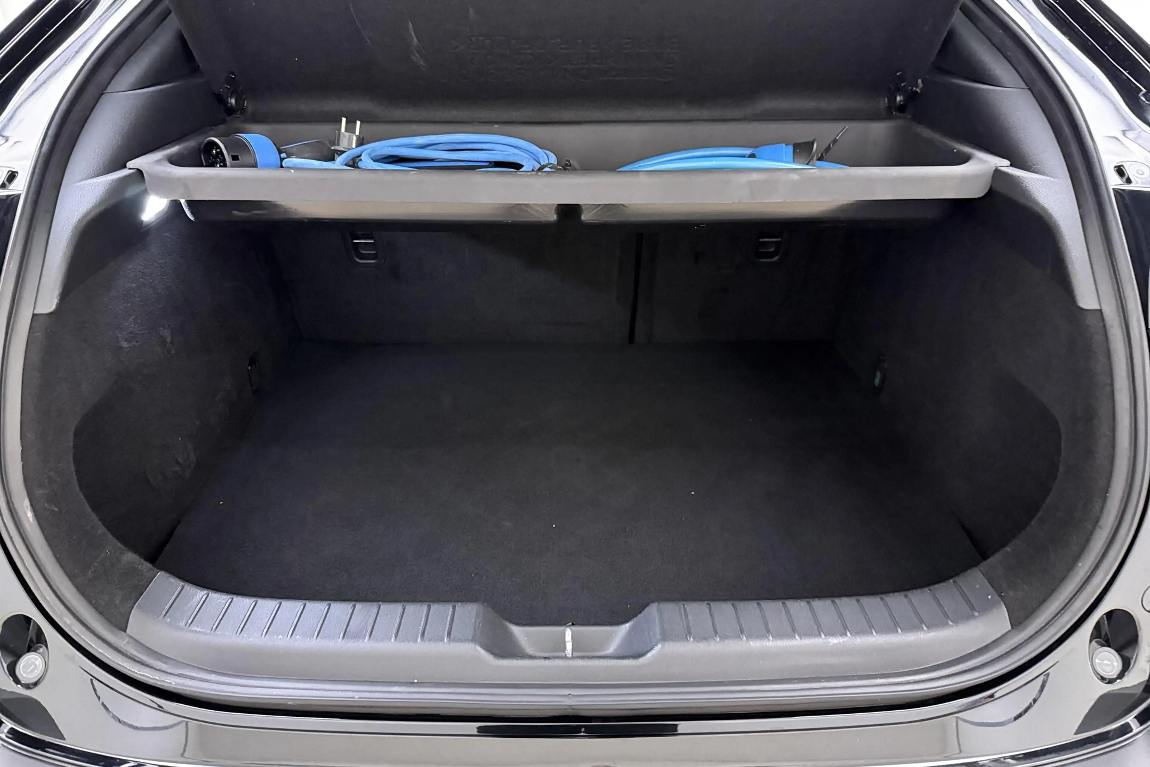 Mazda MX-30 e-SkyActiv 145 Luxury 36 kWh | Schuifkanteldak | C — photo 3