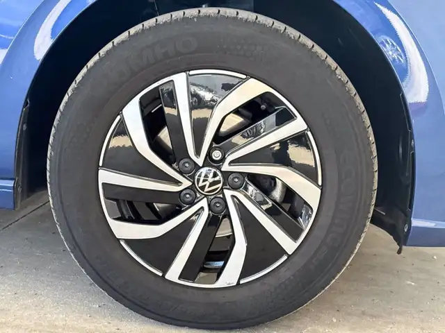 Volkswagen Polo view 15