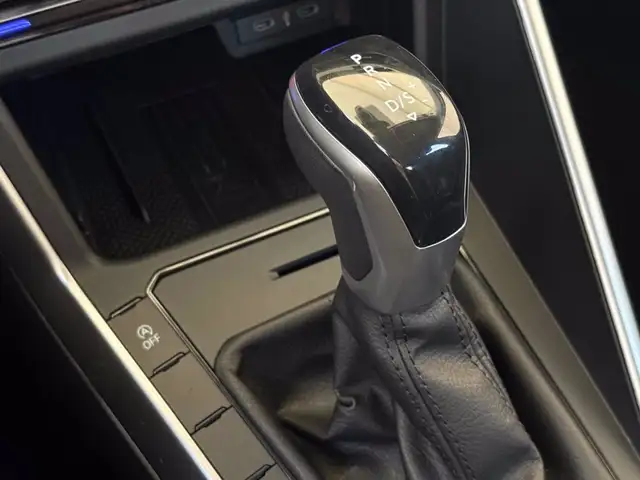 Volkswagen Polo view 26