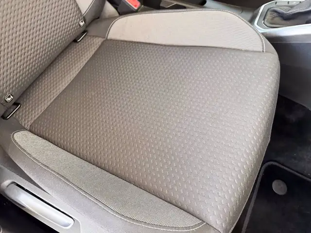 Volkswagen Polo view 9