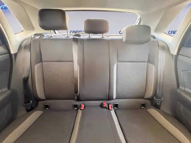 Volkswagen Polo view 10