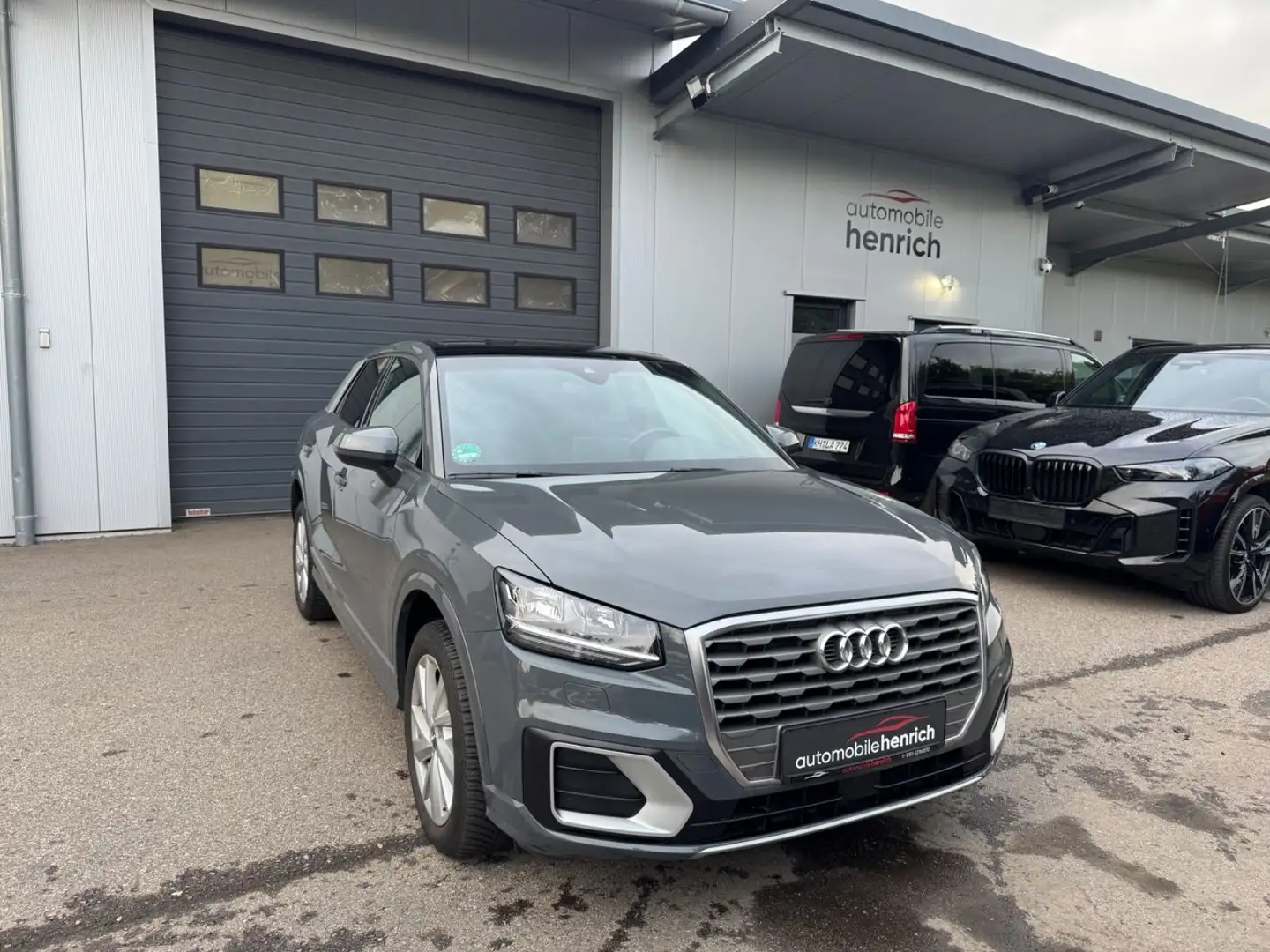 Audi Q2 35 TFSI sport DSG,Virtual,Pano,Leder,ACC Grau - 1