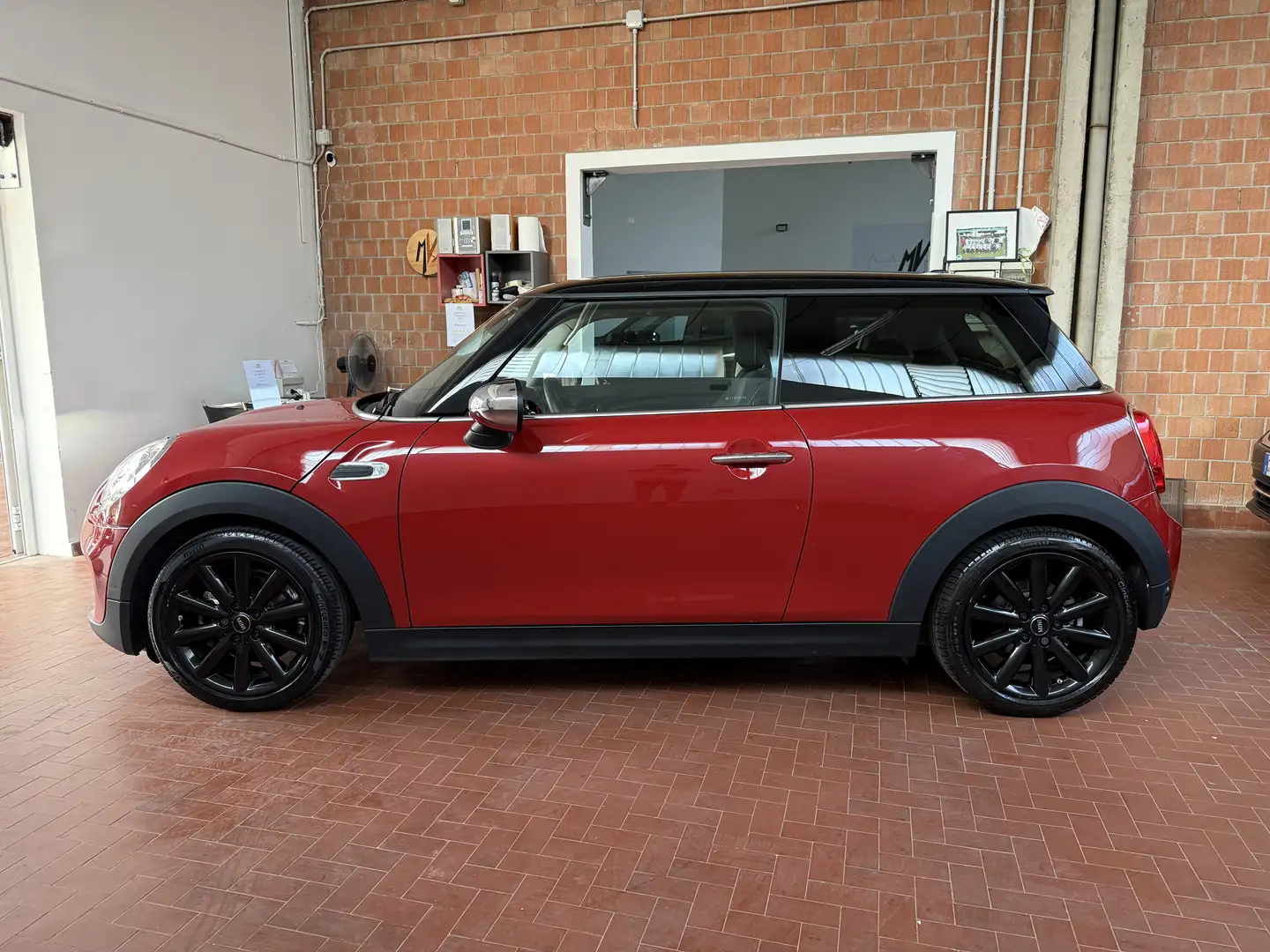 MINI Cooper D 1.5 3p unico proprietario km certificati Rosso - 2