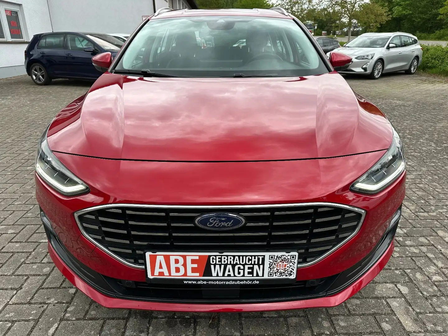 Ford Focus Turnier 1.5 EcoBlue Titanium LED Licht Rojo - 2