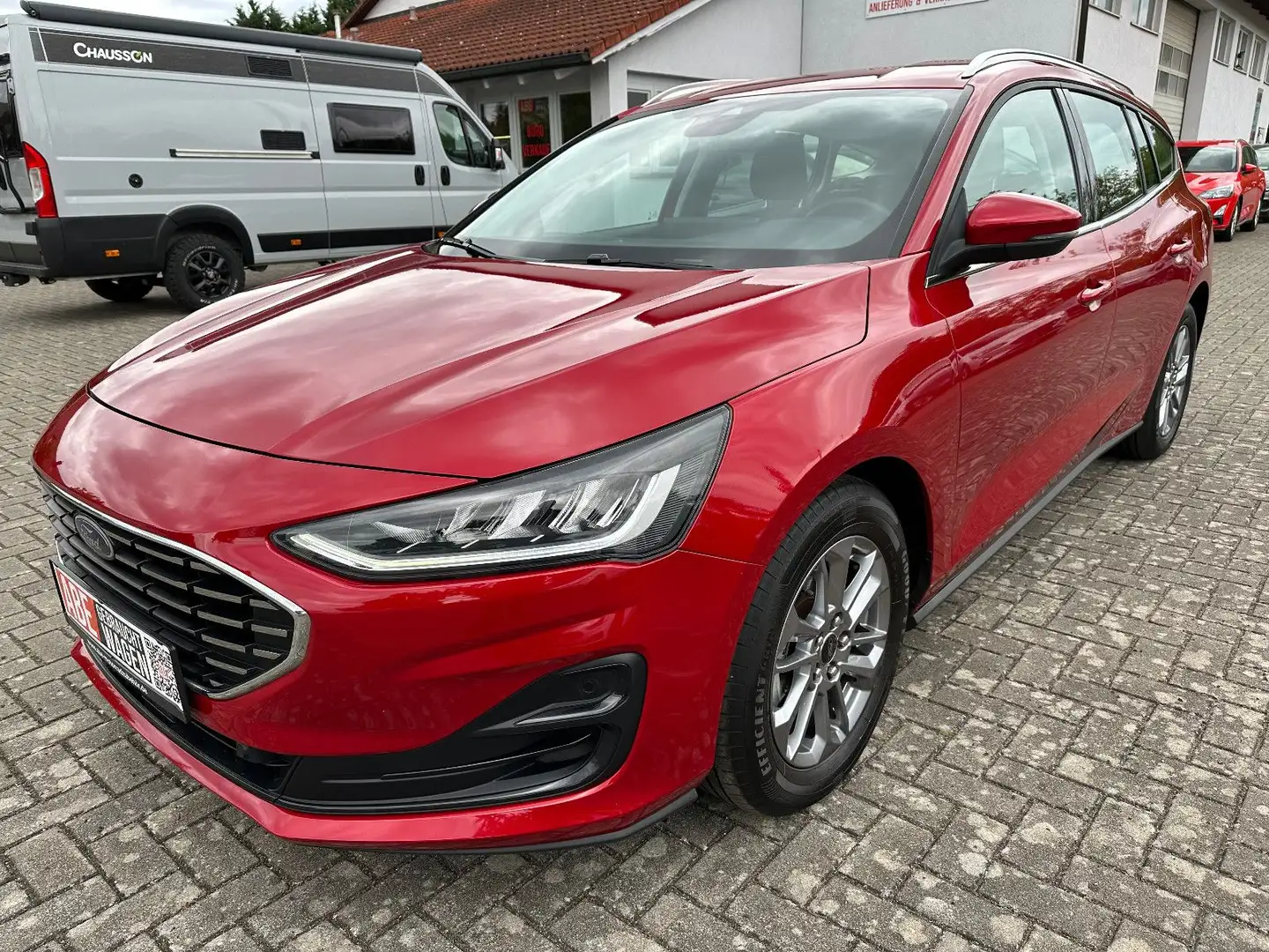 Ford Focus Turnier 1.5 EcoBlue Titanium LED Licht Rojo - 1